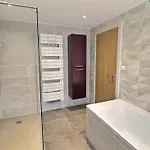 Maison Spacieuse A Colmar, 5 Chambres, Terrasse, Wifi, Parking Gratuit - Fr-1-722-12