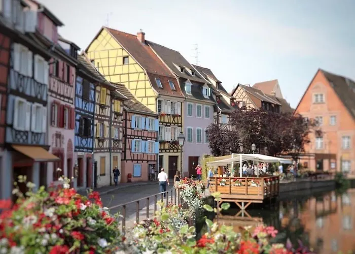 Maison Spacieuse A Colmar, 5 Chambres, Terrasse, Wifi, Parking Gratuit - Fr-1-722-12 Сasa de vacaciones Colmar